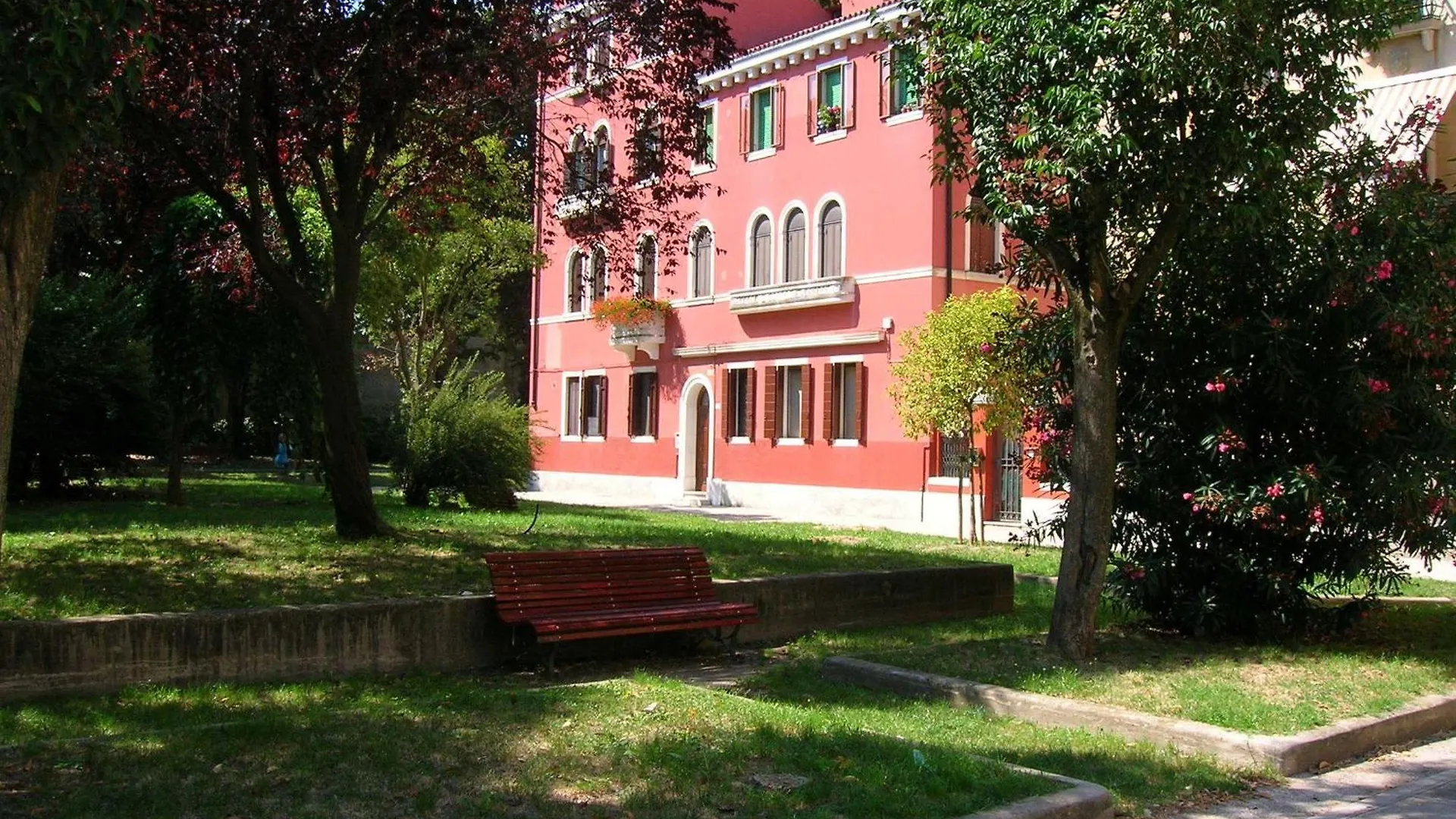 Biennale Bed & Breakfast Venice Italy