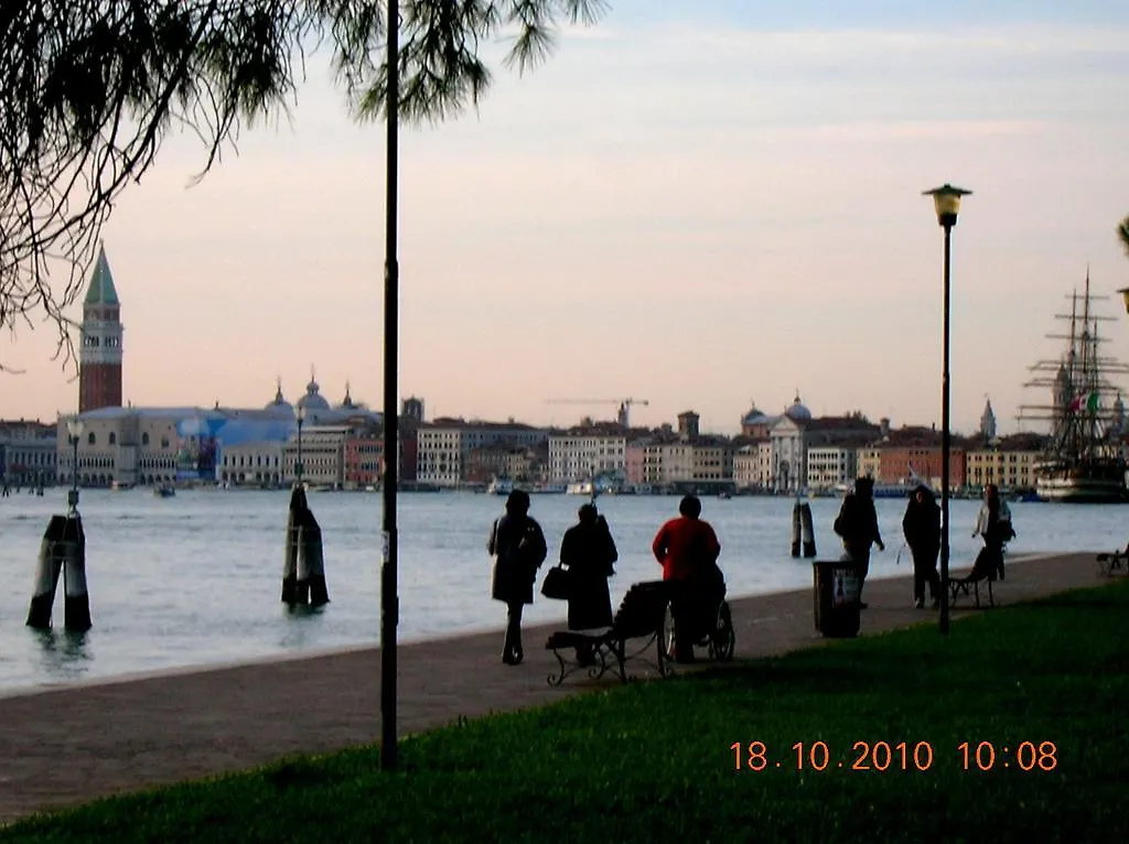 Biennale Bed & Breakfast Venice
