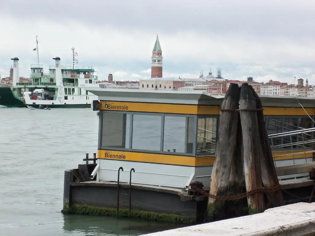 Biennale Bed & Breakfast Venice